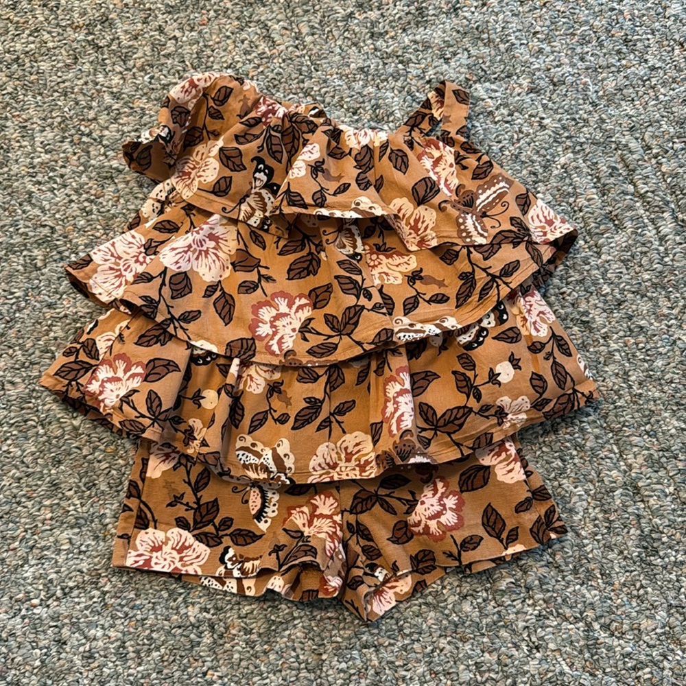 Janie and Jack butterfly floral tan top and shorts, sz 18-24 months